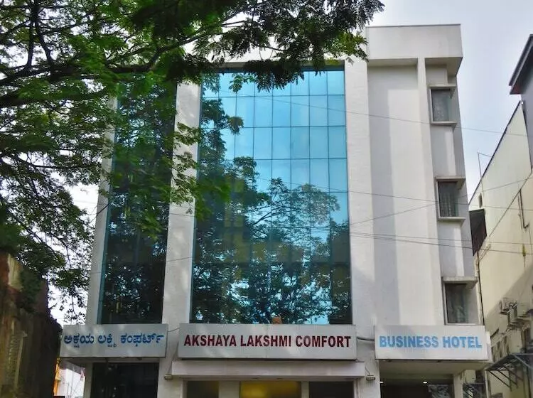 Отель Akshaya Lakshmi Comfort