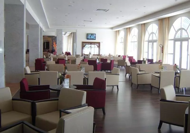 هتل Aziza Thalasso Golf Adults Only