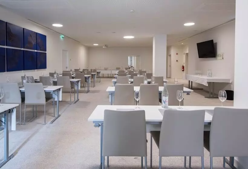 هتل Carris Porto Ribeira