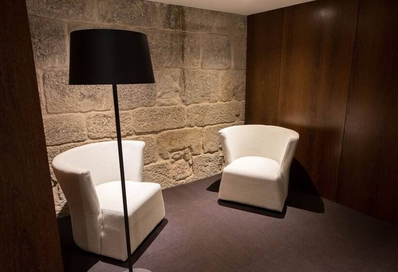 هتل Carris Porto Ribeira