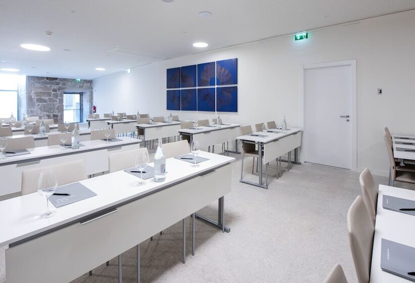 هتل Carris Porto Ribeira