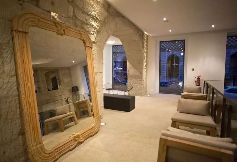 هتل Carris Porto Ribeira