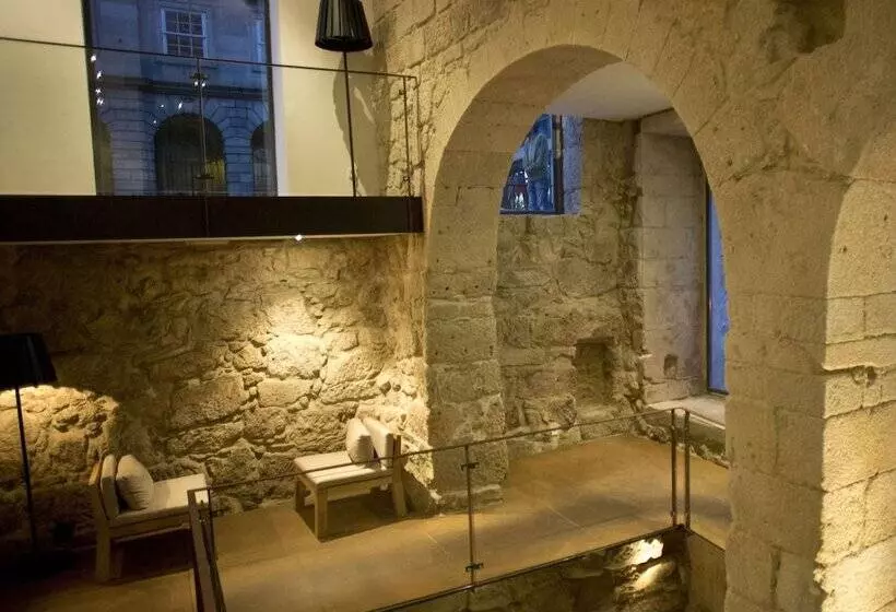 هتل Carris Porto Ribeira