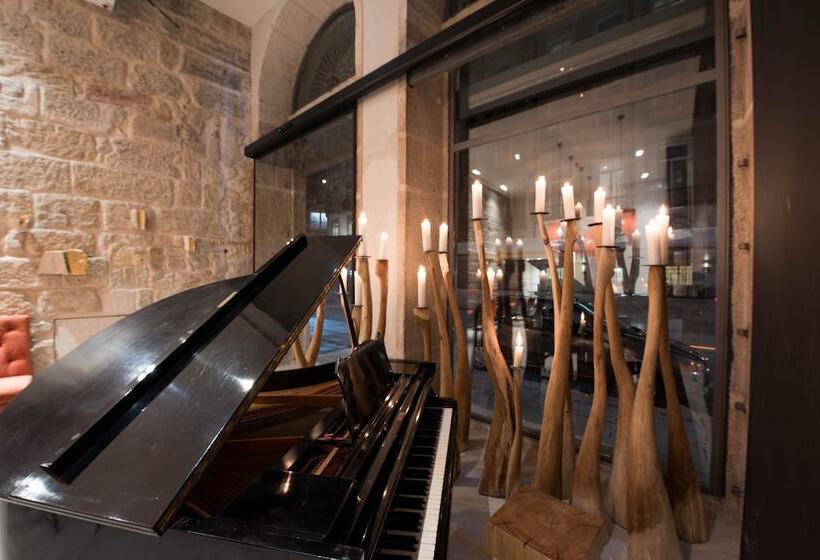 هتل Carris Porto Ribeira