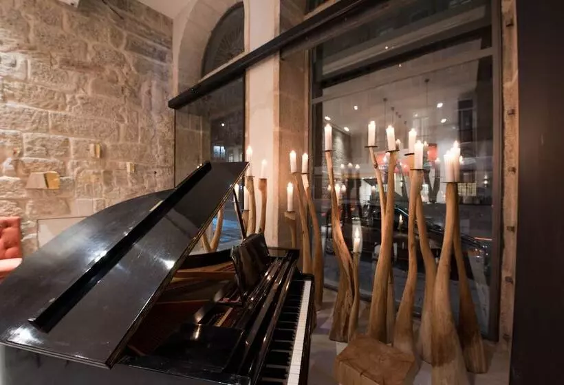 هتل Carris Porto Ribeira