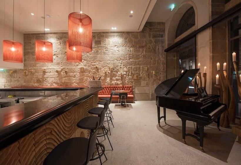 هتل Carris Porto Ribeira