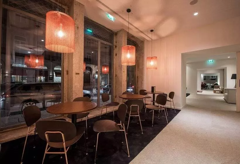 هتل Carris Porto Ribeira