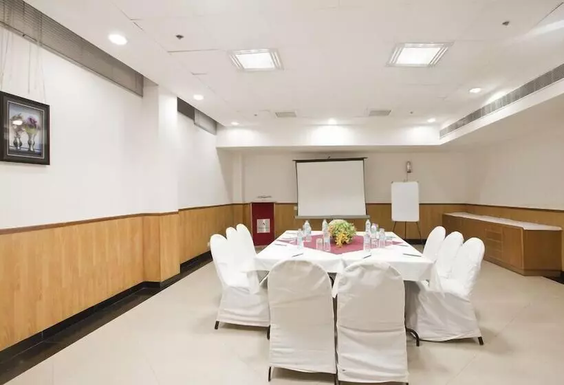 هتل The Residency