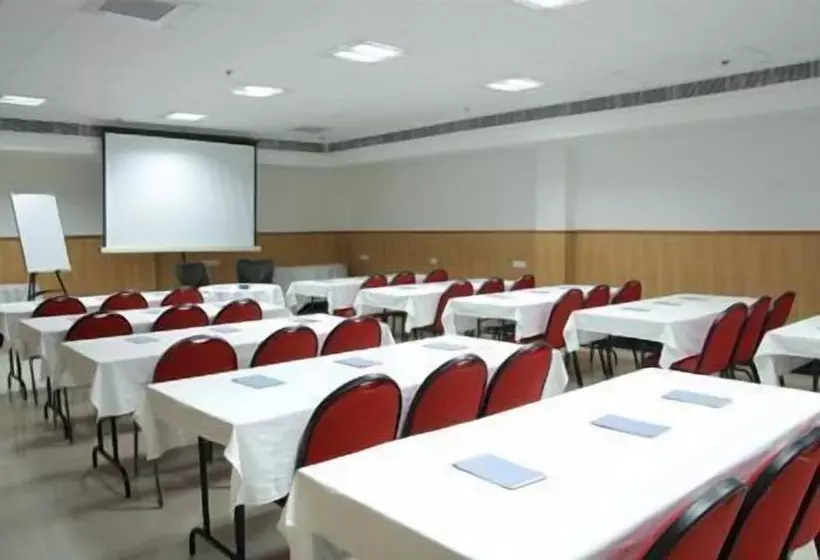 هتل The Residency