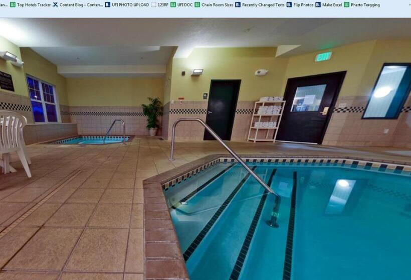 Otel Country Inn & Suites By Radisson, St. Cloud East, Mn