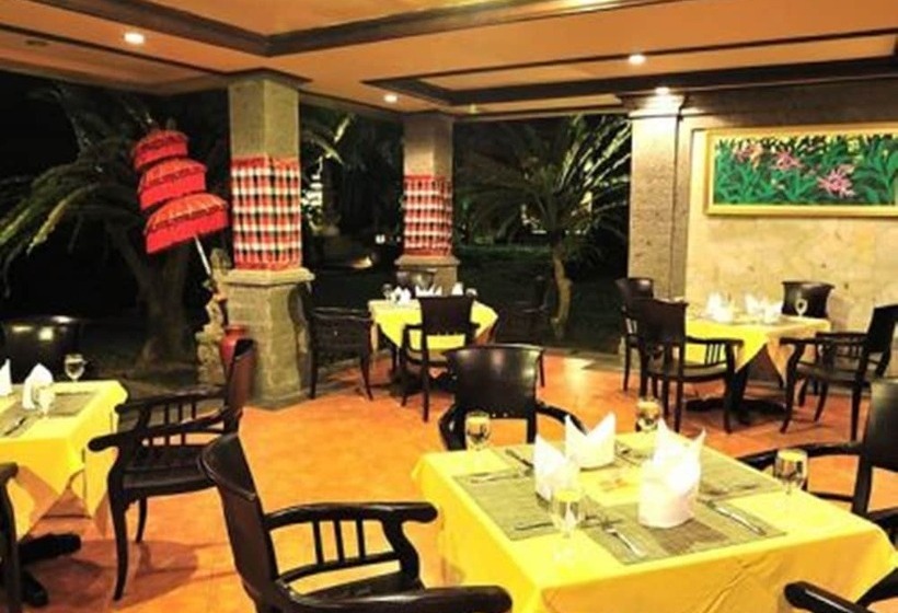 هتل De Munut Balinese Resort