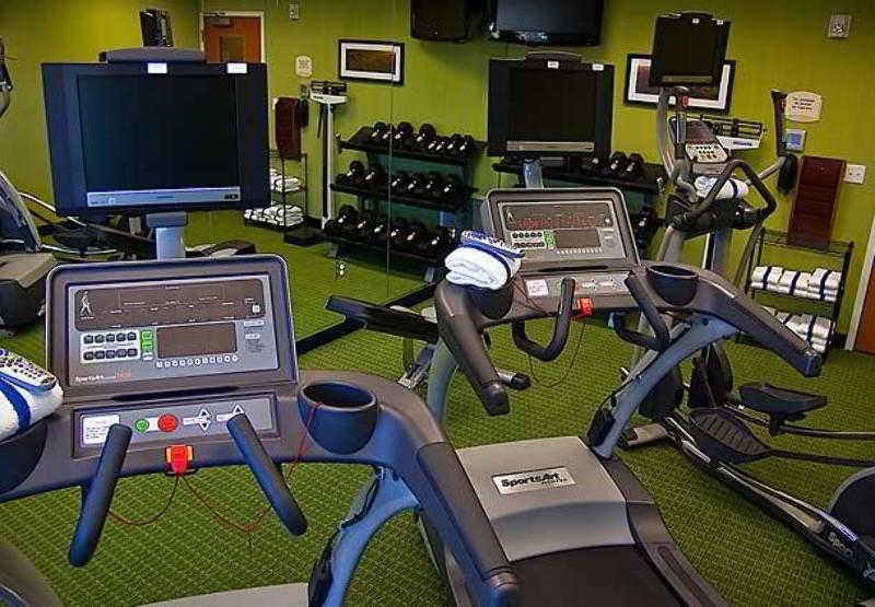 בית מלון כפרי Fairfield Inn & Suites Tampa Fairgrounds/casino