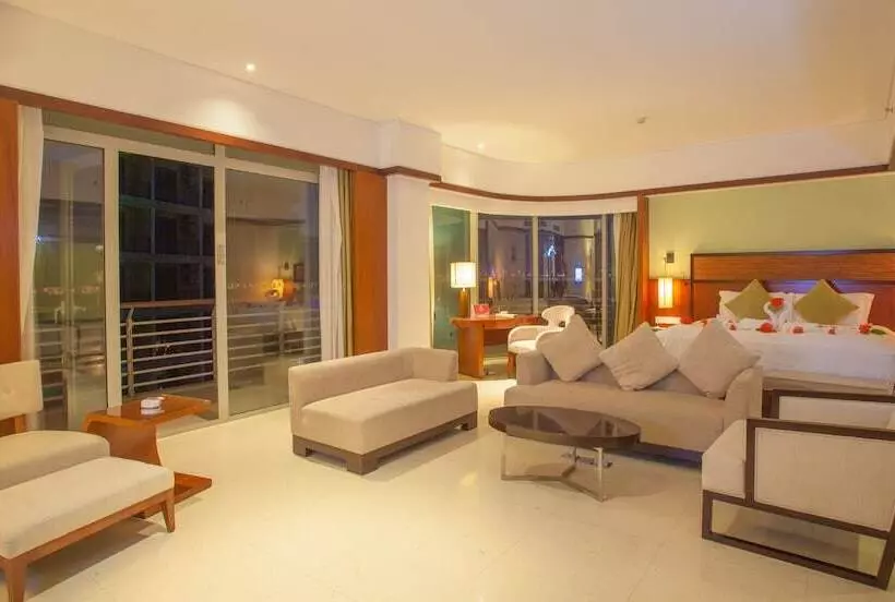 Grand Soluxe Hotel And Resort Sanya