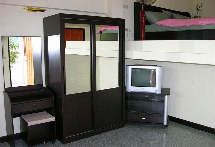 ホテル Tawan Hostel