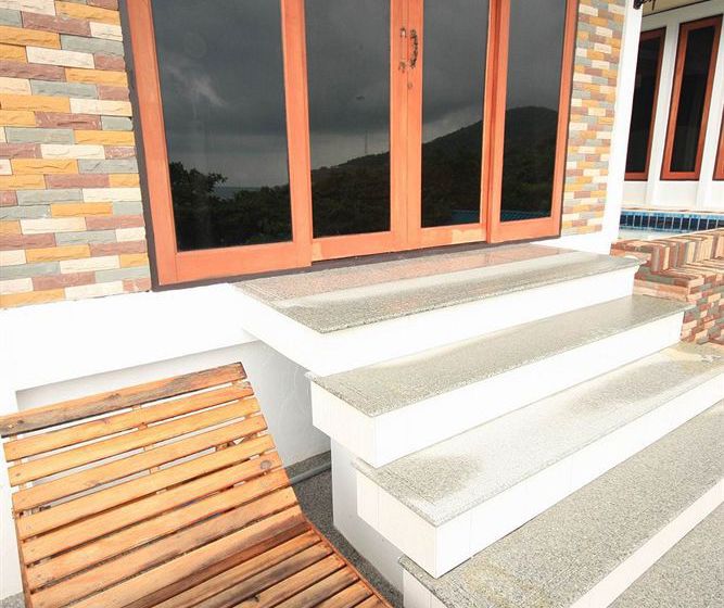 ホテル Tawan Hostel