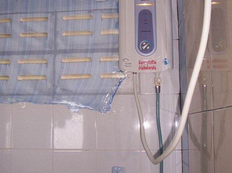 ホテル Tawan Hostel