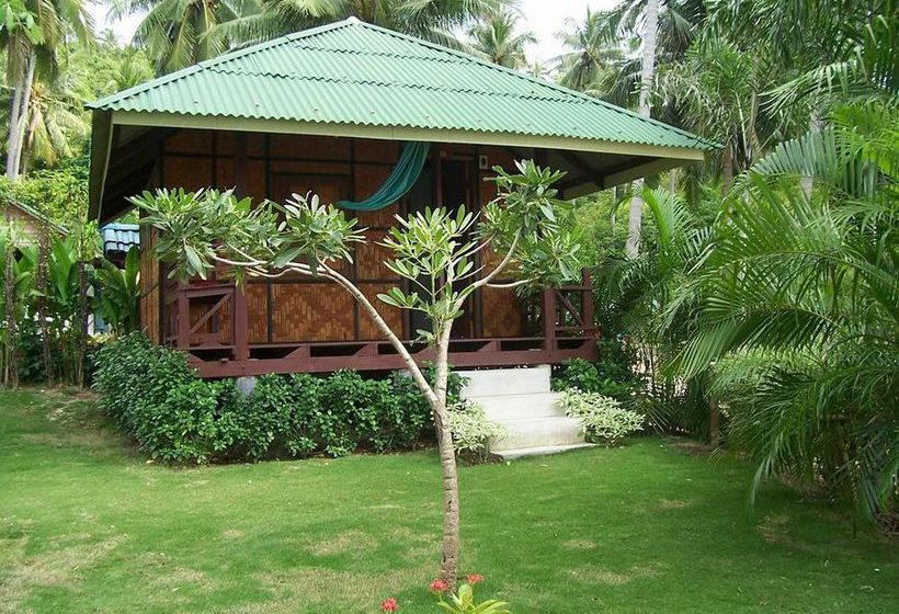 ホテル Tawan Hostel