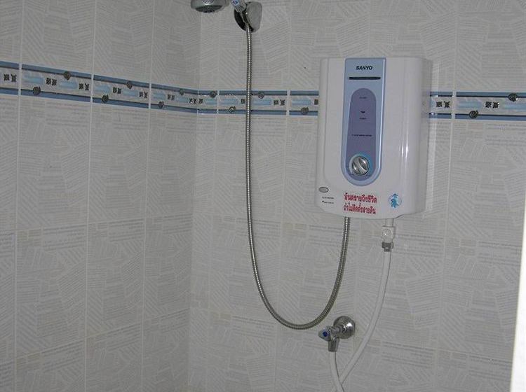 ホテル Tawan Hostel