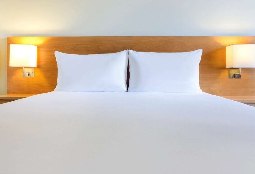 فندق Ibis Al Rigga