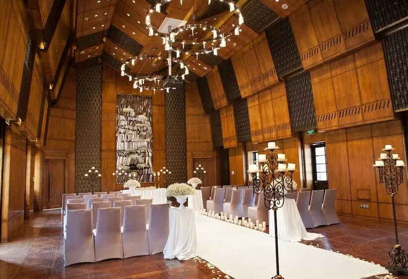 هتل Intercontinental Shanghai Expo, An Ihg