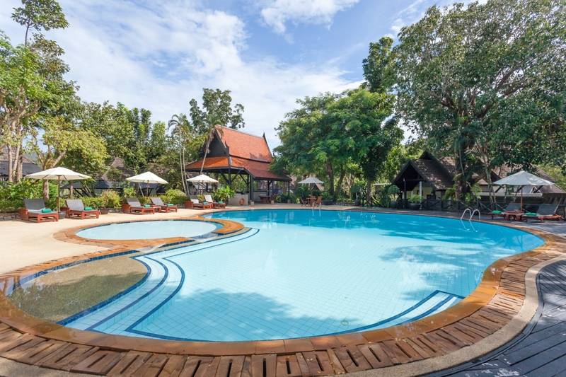 ホテル Kamala Beach Estate Resort   Sha Extra Plus