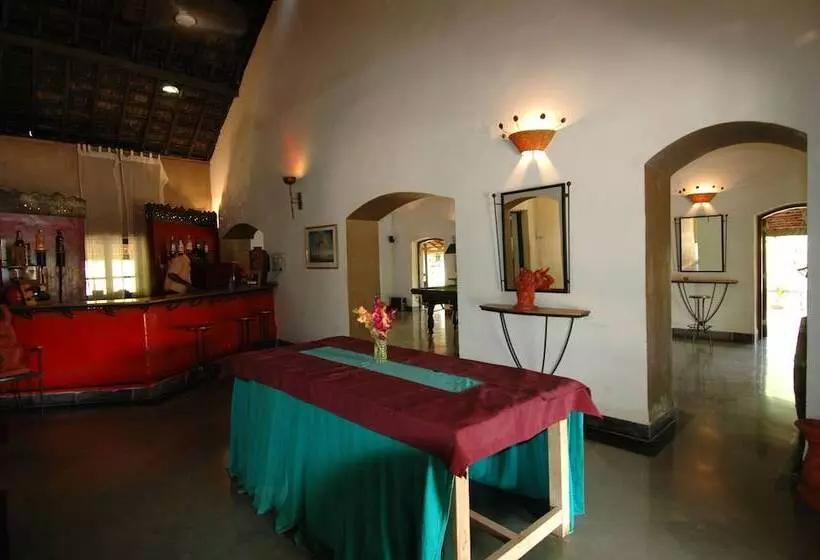 ホテル Laguna Anjuna