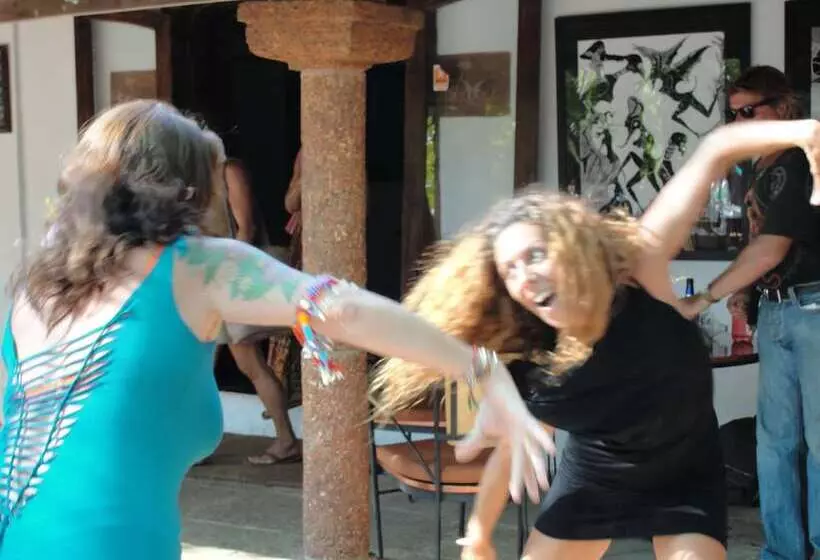 ホテル Laguna Anjuna