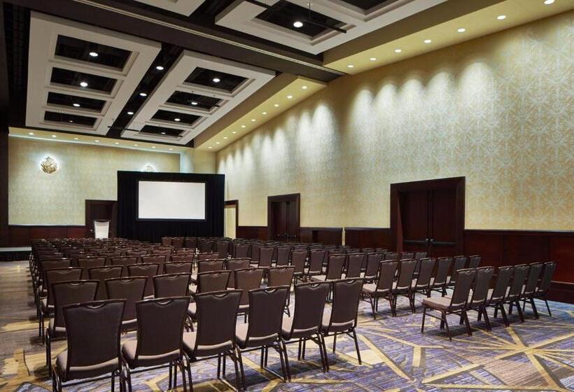 فندق Lancaster Marriott At Penn Square