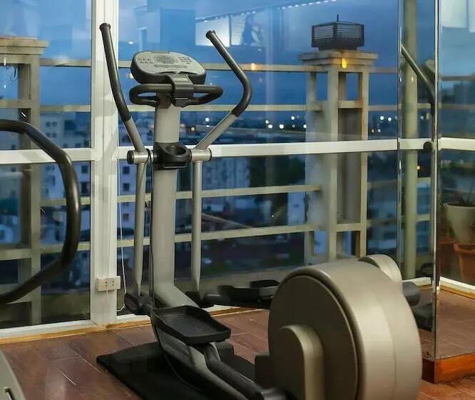 May De Ville Trendy Hotel & Spa