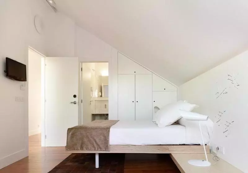 هتل Pazo De Altamira