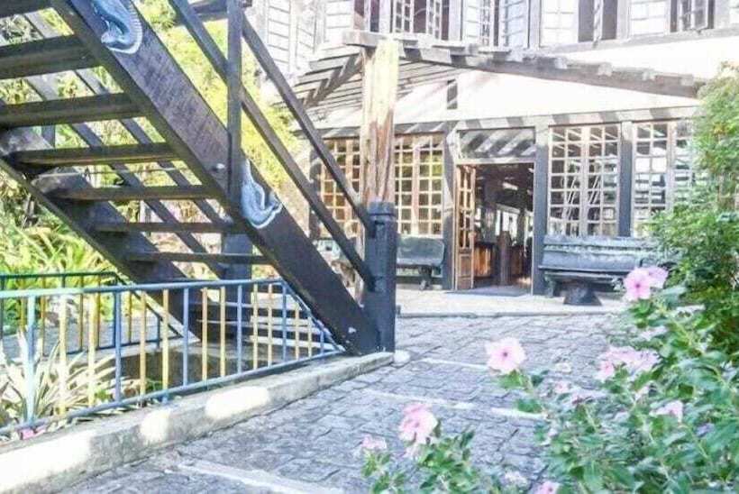 בית מלון כפרי Porto Marlin