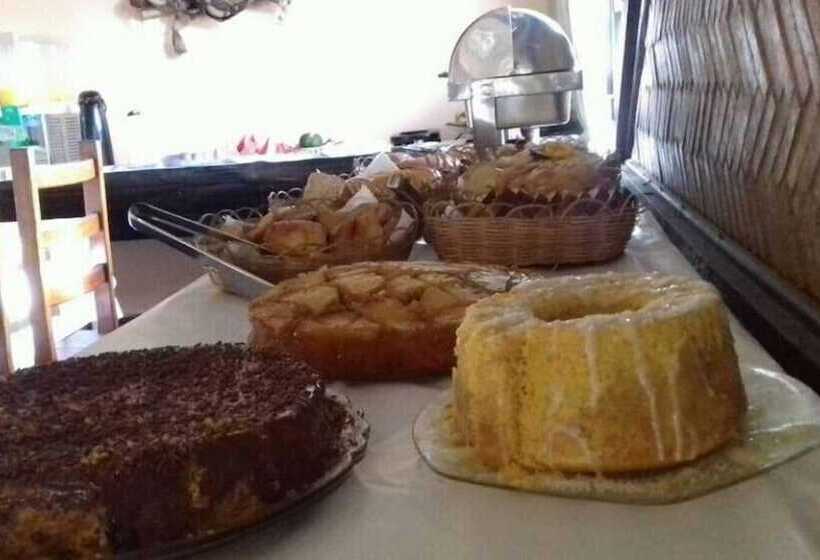 בית מלון כפרי Porto Marlin