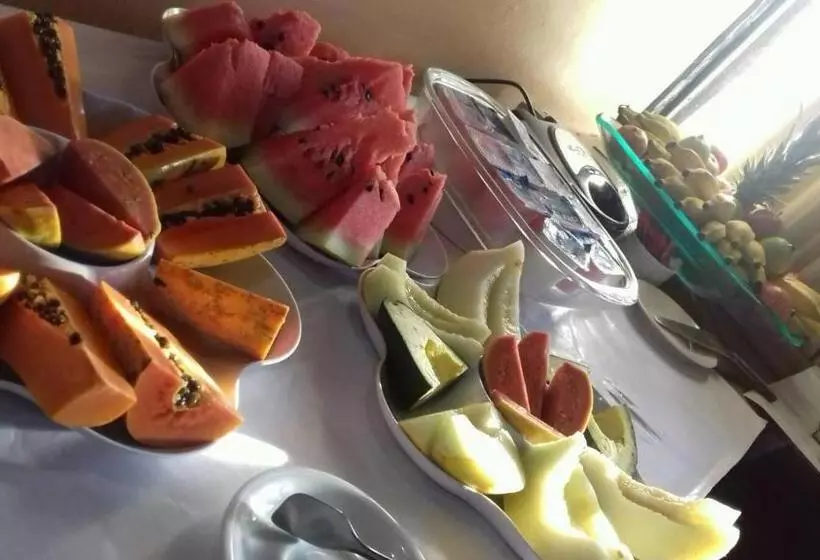 فندق Porto Marlin