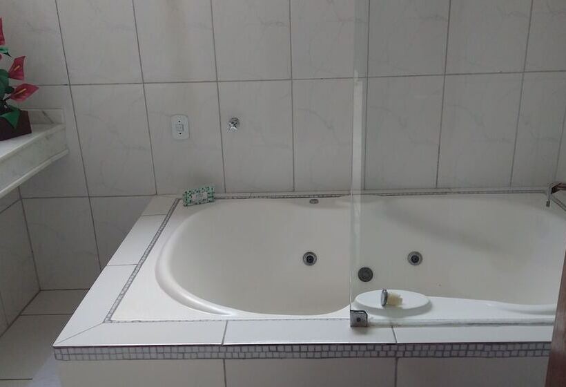 هتل Pousada Do Tesouro