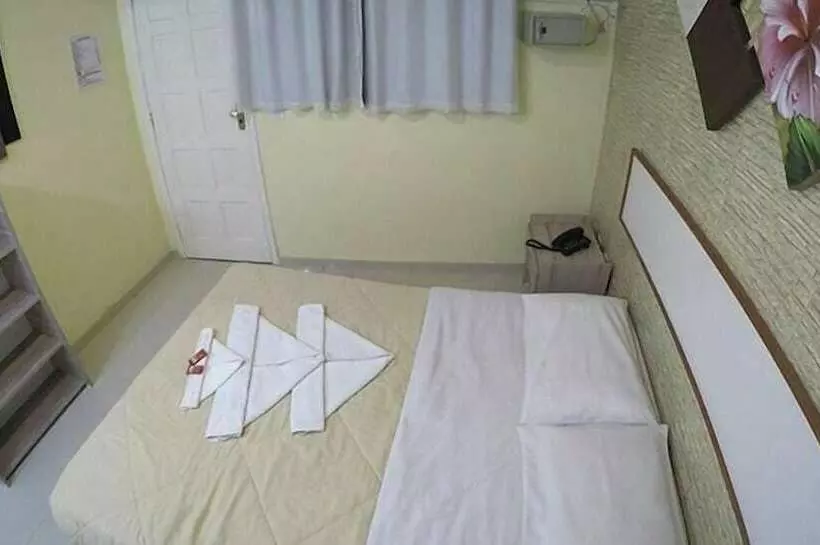 ホテル Pousada Rayer Land