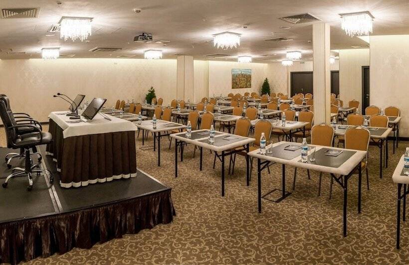 בית מלון כפרי Riviera