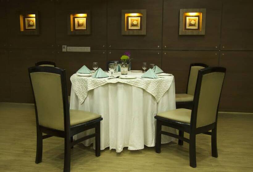 Rockland Hotel, C.r Park