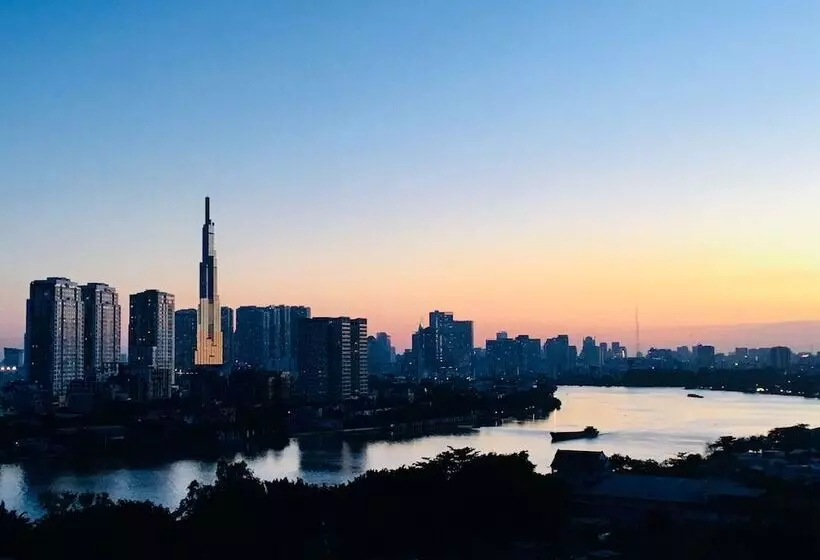 Hotelli Saigon Domaine Luxury Residences