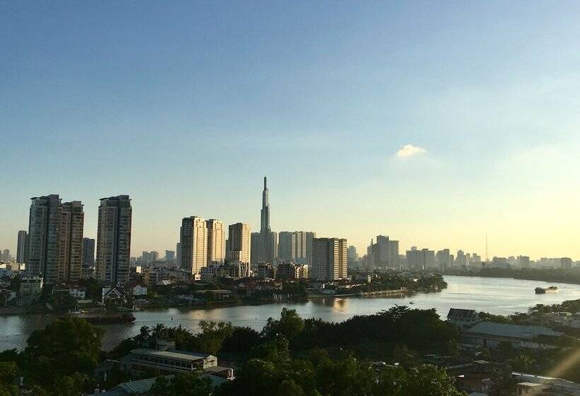 هتل Saigon Domaine Luxury Residences