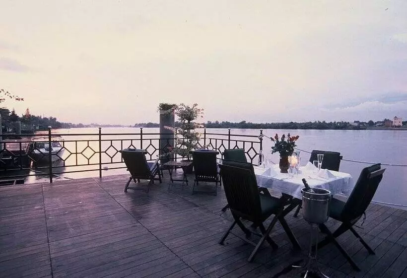 Hotelli Saigon Domaine Luxury Residences