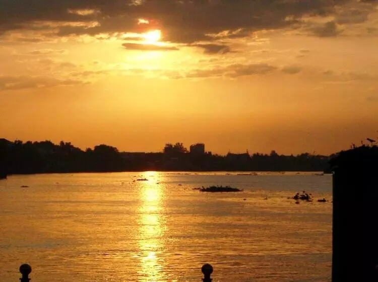 Hotelli Saigon Domaine Luxury Residences