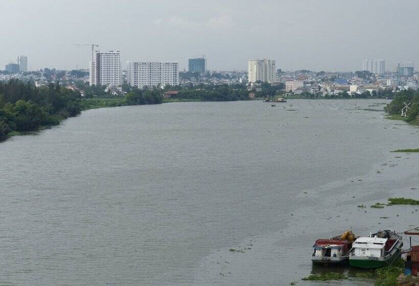 هتل Saigon Domaine Luxury Residences