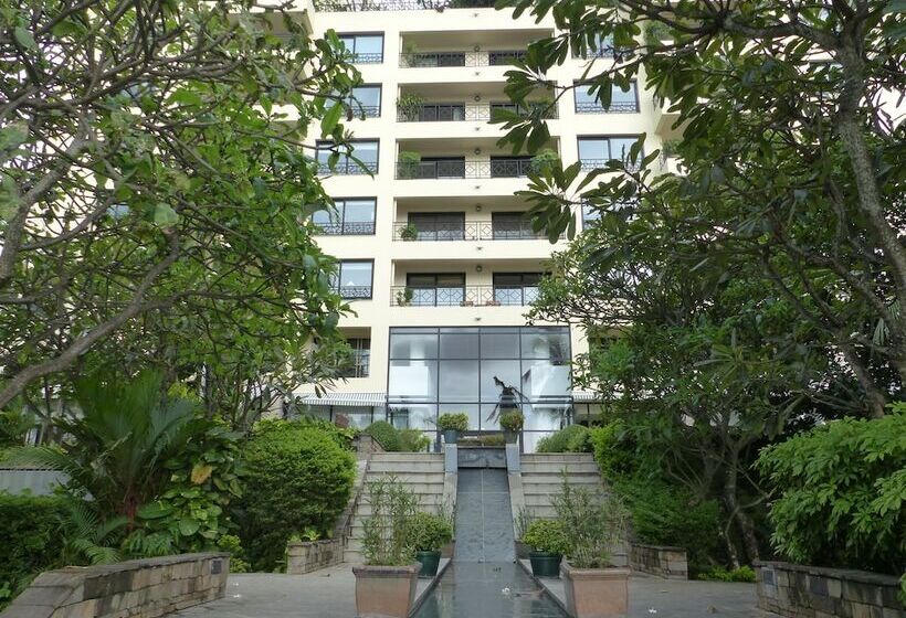 هتل Saigon Domaine Luxury Residences