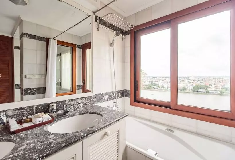 Hotelli Saigon Domaine Luxury Residences