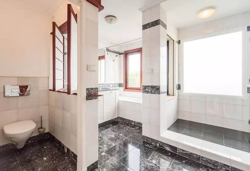 Hotelli Saigon Domaine Luxury Residences