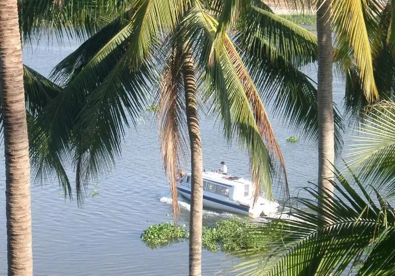 Hotelli Saigon Domaine Luxury Residences