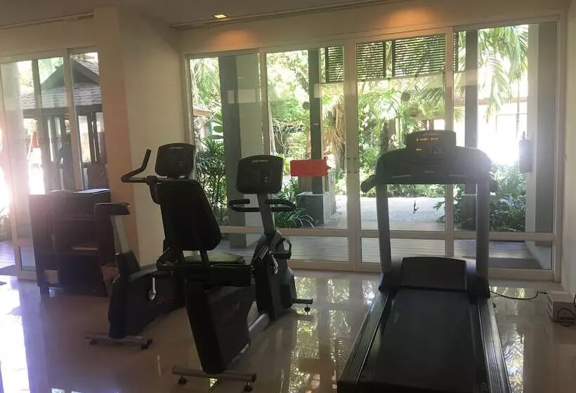 בית מלון כפרי Sand Sea Resort Railay Beach