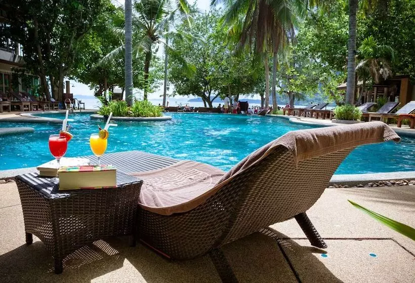 בית מלון כפרי Sand Sea Resort Railay Beach