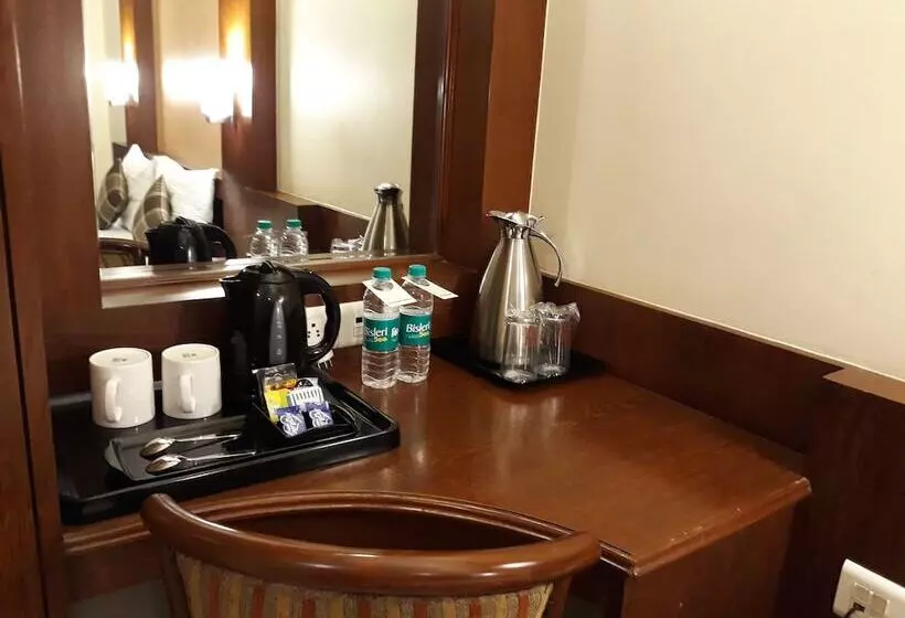 Fabhotel Shubhangan   Nr Bandra