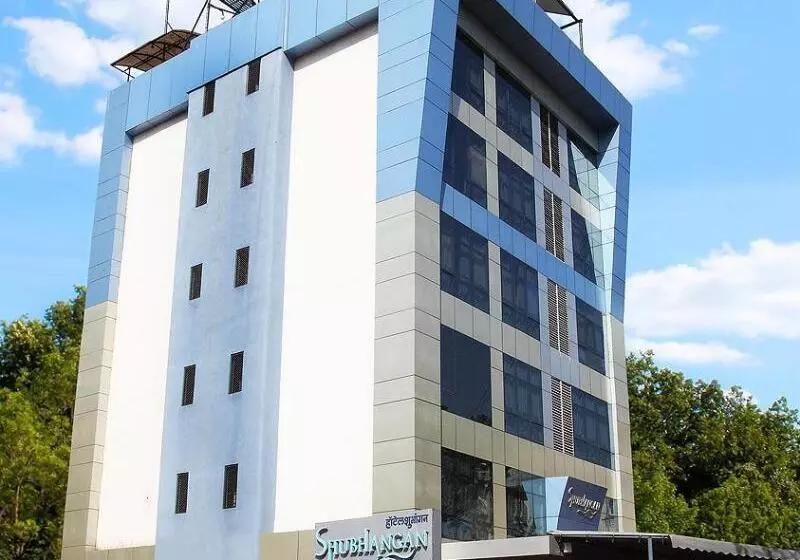 Fabhotel Shubhangan   Nr Bandra